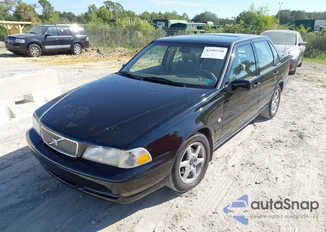 1999 Volvo S70 Glt z USA, uszkodzony, nr VIN YV1LS56D5X3573798